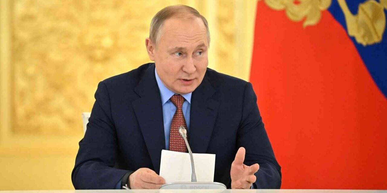 Putin: "Hükümetin Covid-19 hakkında ek kısıtlamalar uygulamak gibi planları yok"