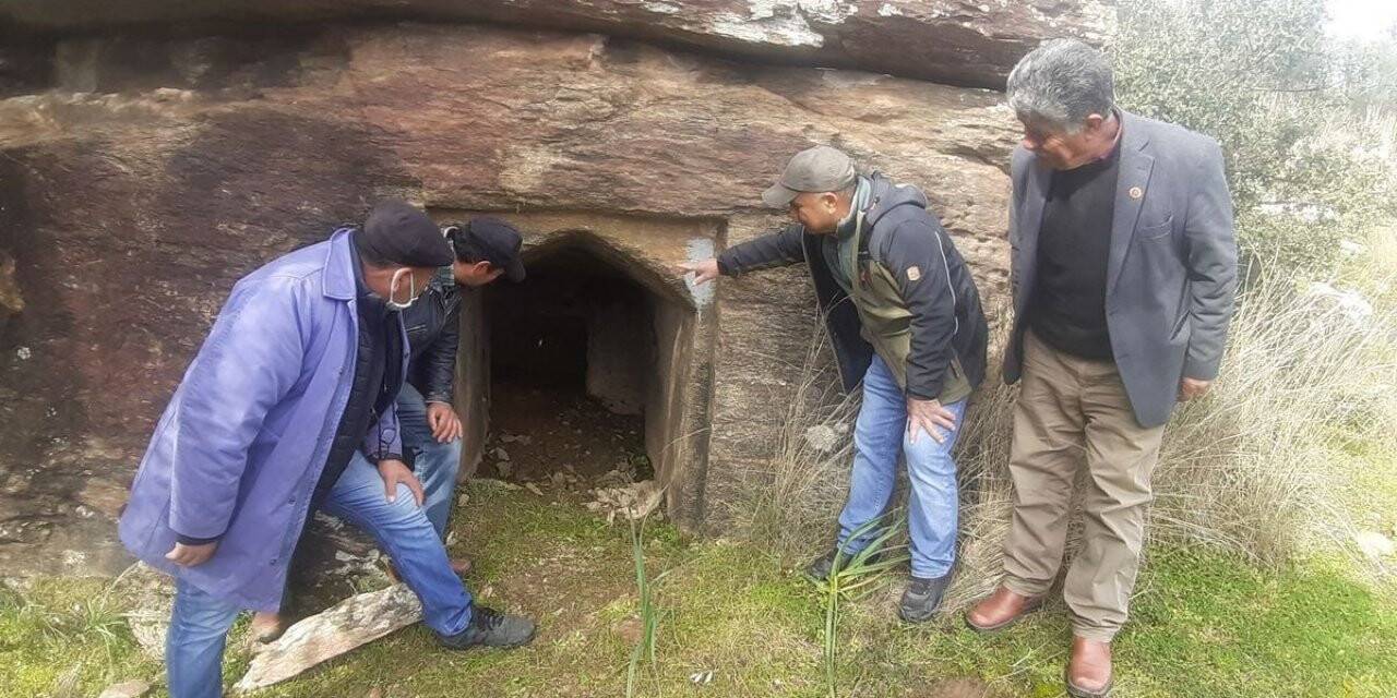 Latmos, kaçak kazılara yenik düşüyor