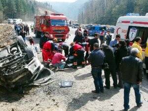 Zonguldak'ta Trafik Kazası: 2 Ölü, 1 Yaralı