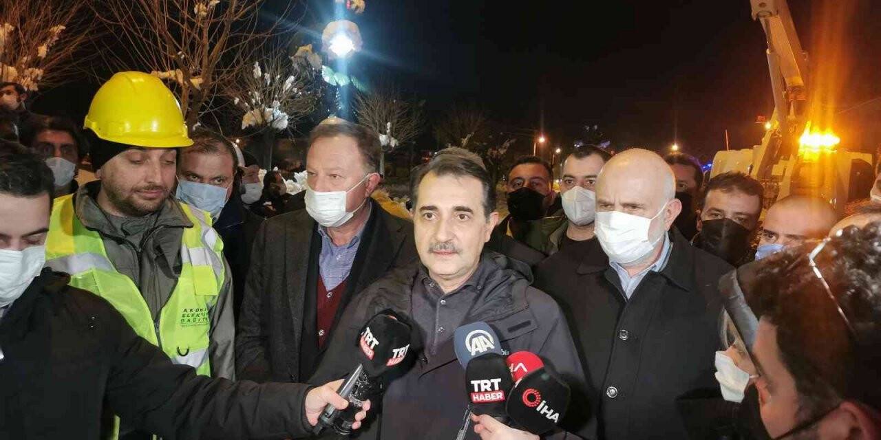 Bakan Dönmez Isparta’da sayaçların okunup elektrik faturası kesildiği iddialarını yalanladı