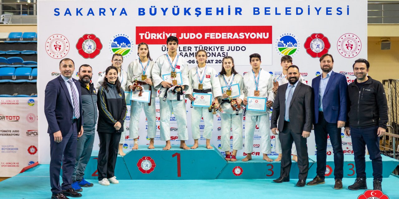 Judo’da Konya Büyükşehir Belediyespor rüzgarı