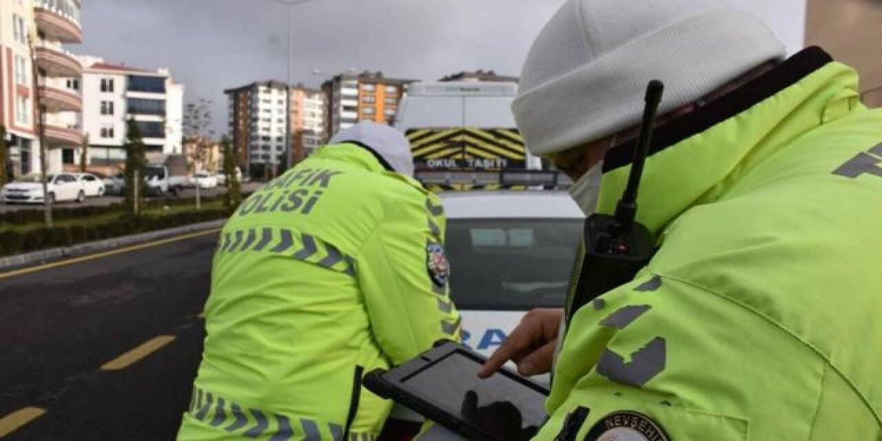 446 okul servis aracı trafikten men edildi