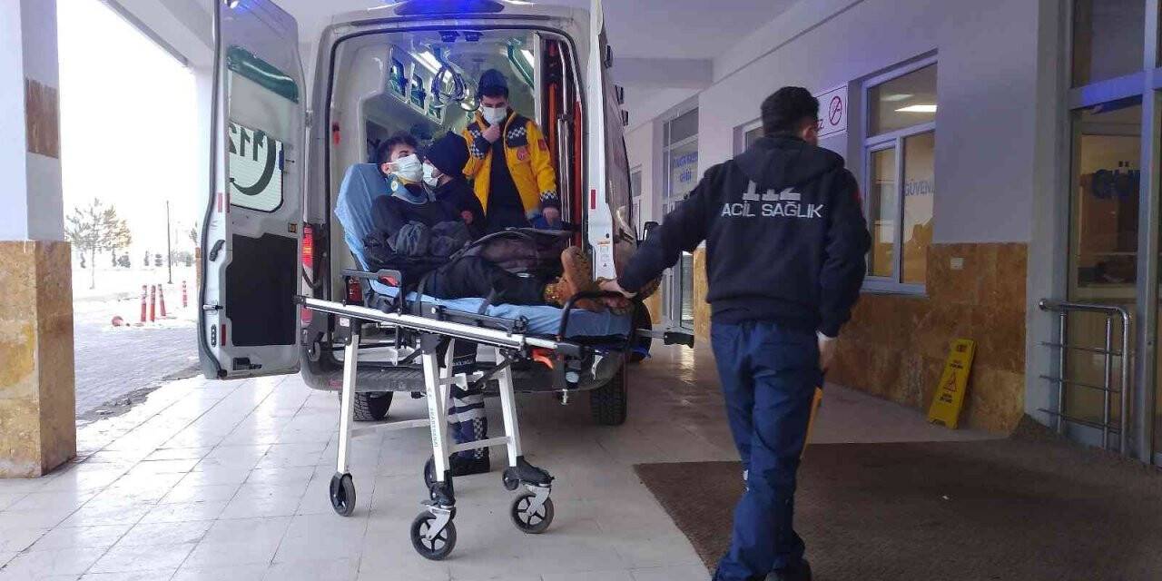 Sivas’ta otobüs kazası: 11 yaralı