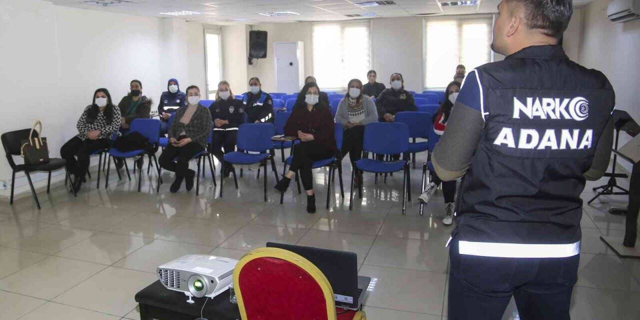 Kadın personele uyuşturucuyla mücadele eğitimi