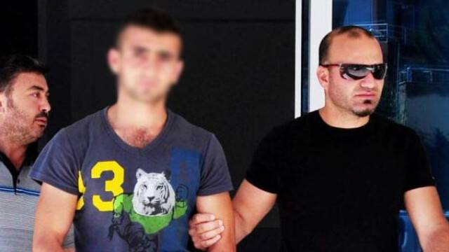 Ahlaksız Teklifte Bulunup Bıçakladı
