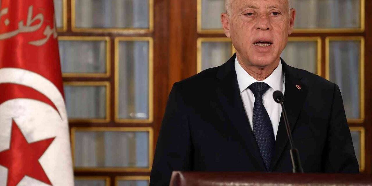 Tunus Devlet Başkanı Said, Yüksek Yargı Konseyi’ni feshetti