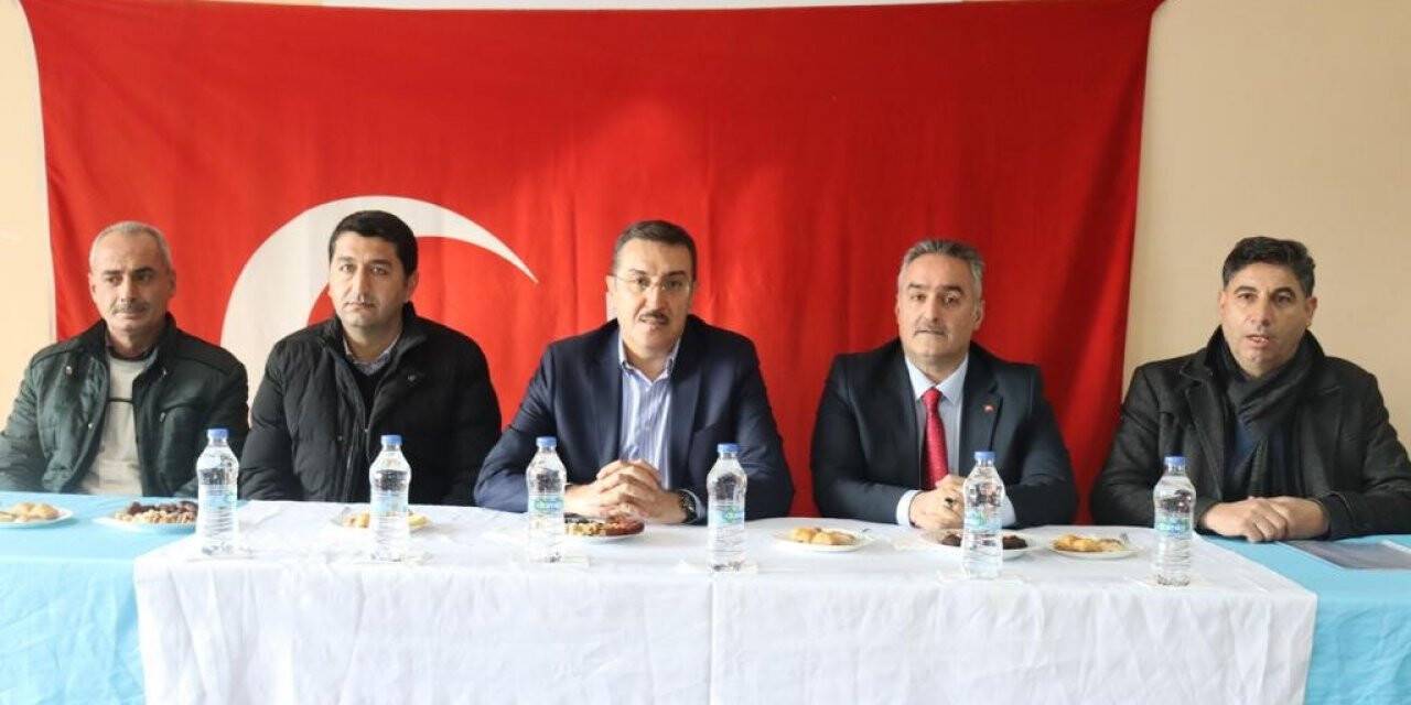 Tüfenkci:” Depremzede vatandaşların hızlı bir şekilde yeni yerlerine yerleştirilmesi için gayret gösteriyoruz”