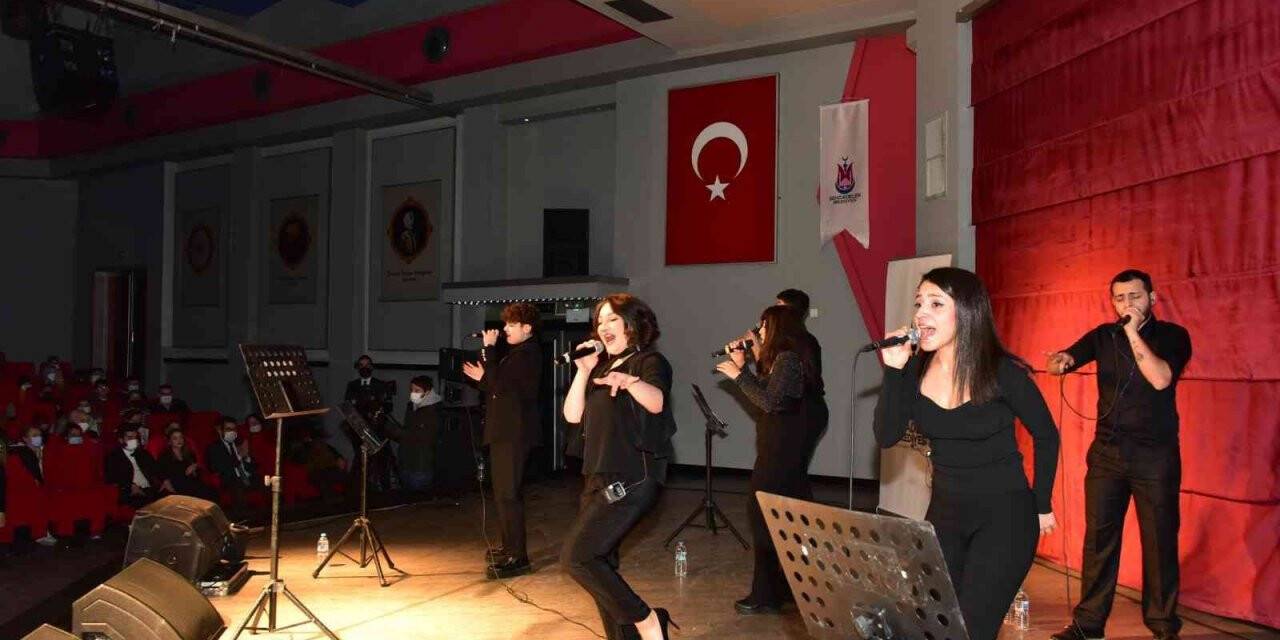 Barış Manço vefatının 23.yılında Şehzadeler’de anıldı