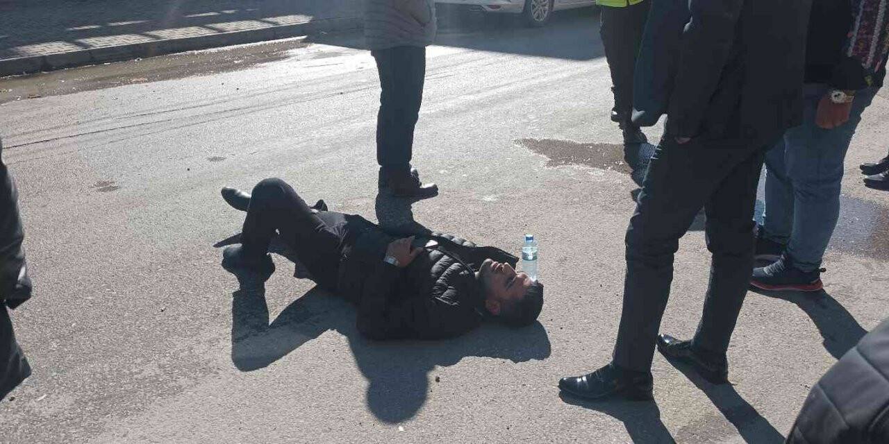 Devrilen motosikletin sürücüsü yaralandı
