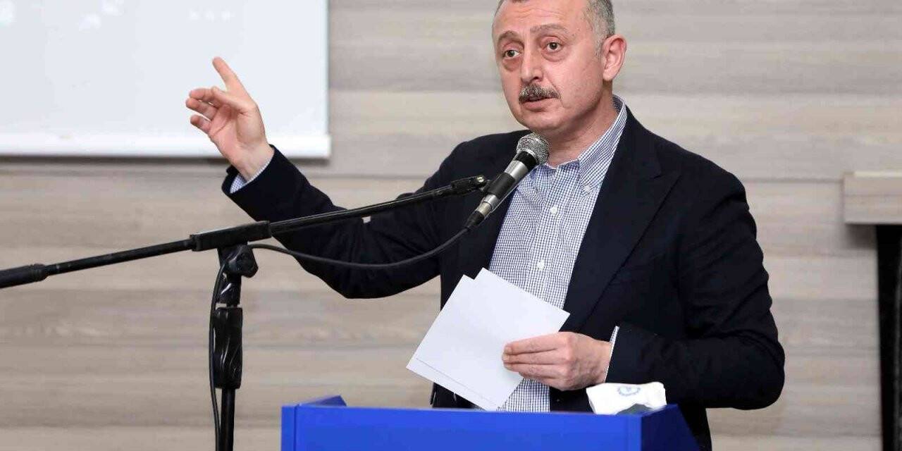 Tahir Büyükakın’dan o iddialara cevap