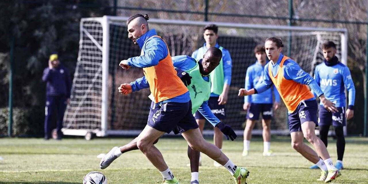 Fenerbahçe’de Kayserispor maçı hazırlıkları başladı