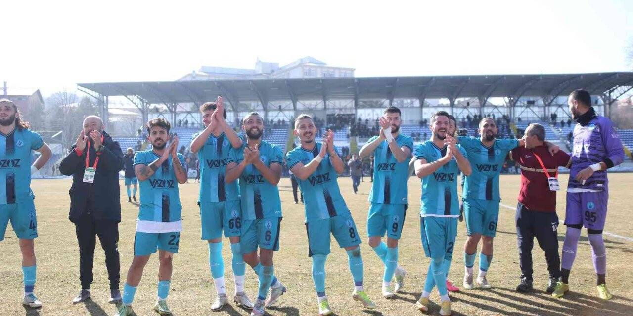 Belediye Kütahyaspor evinde 3 puanın sahibi oldu