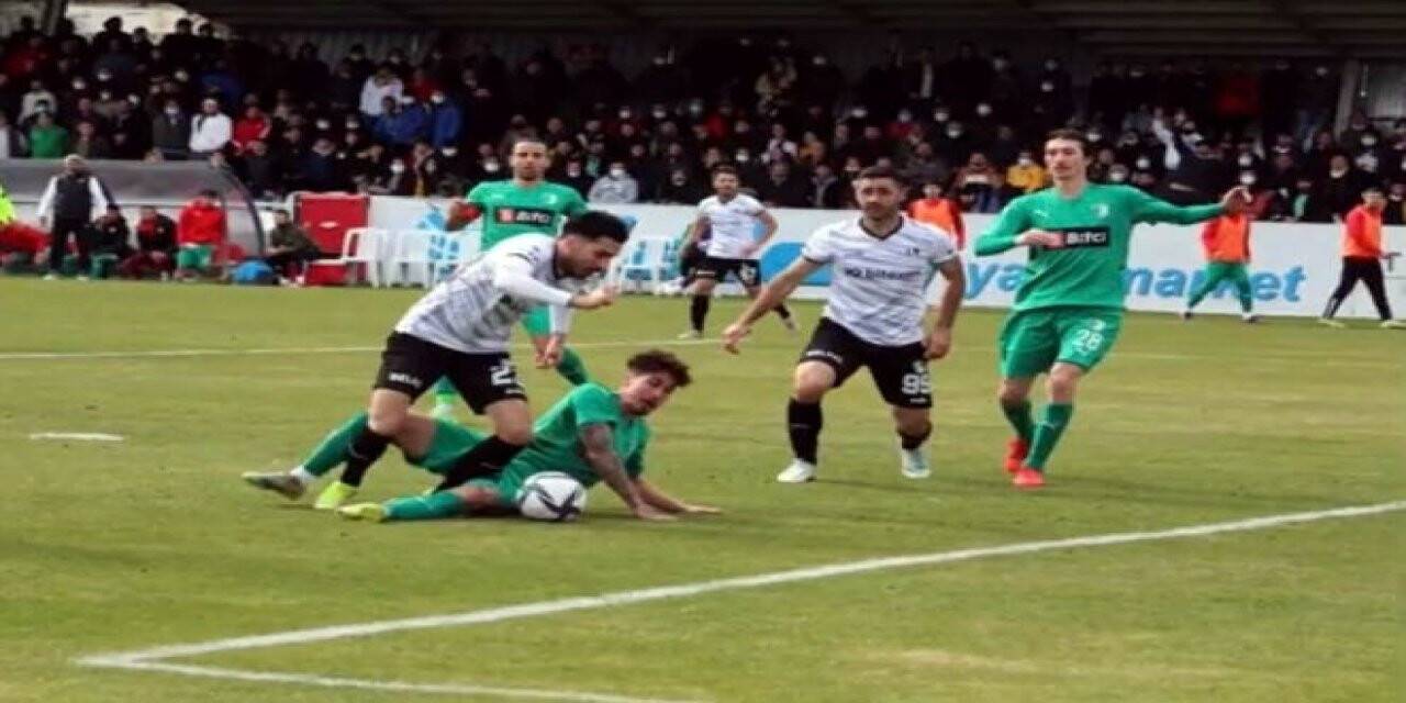 Sakaryaspor Kulüp Başkanı Genç’ten hakem isyanı