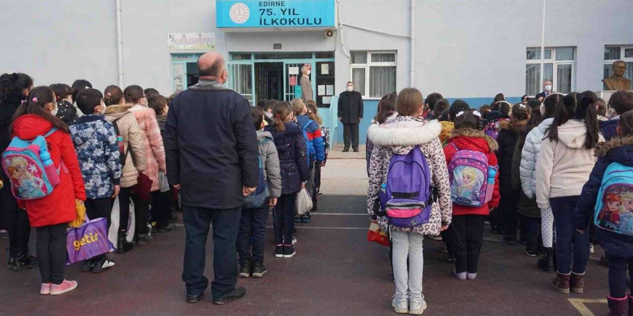Edirne’de ikinci dönemin ilk ders zili çaldı