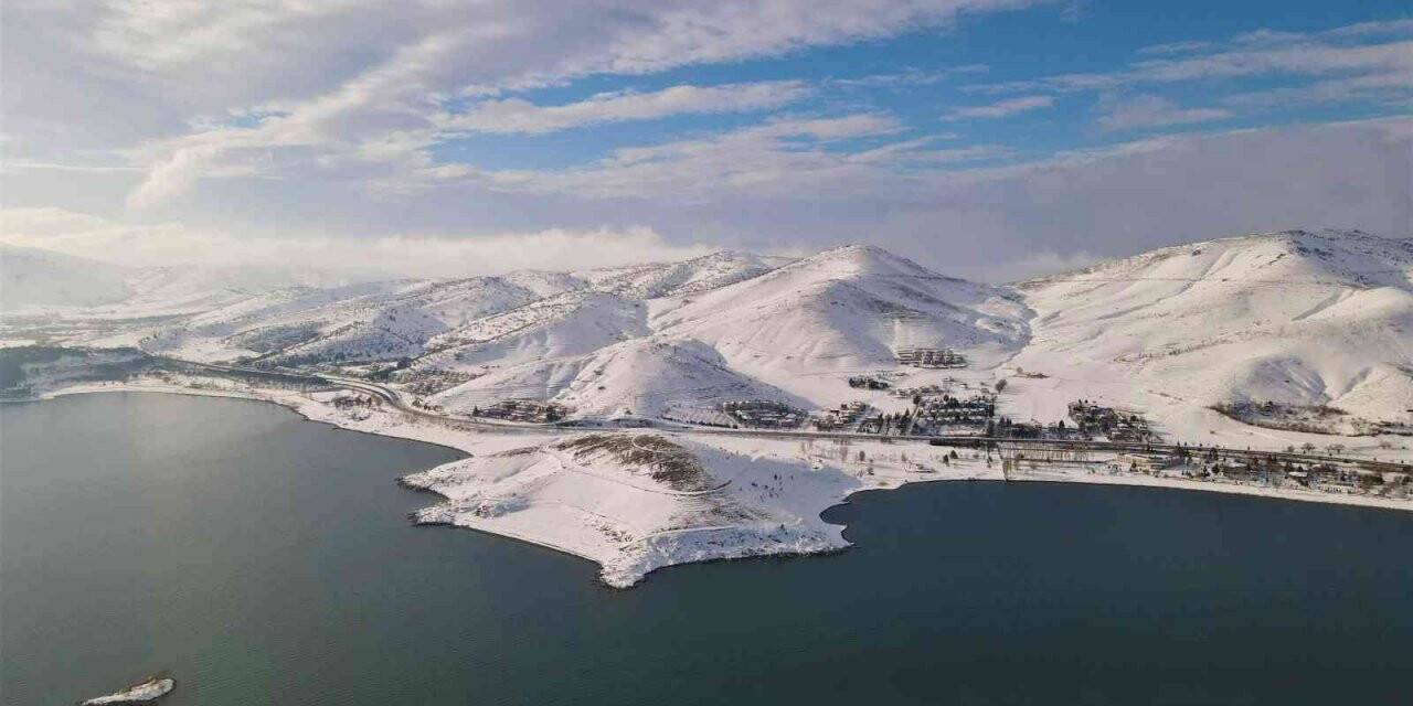 Doğunun gizli denizi Hazar Gölü’nde kış güzelliği