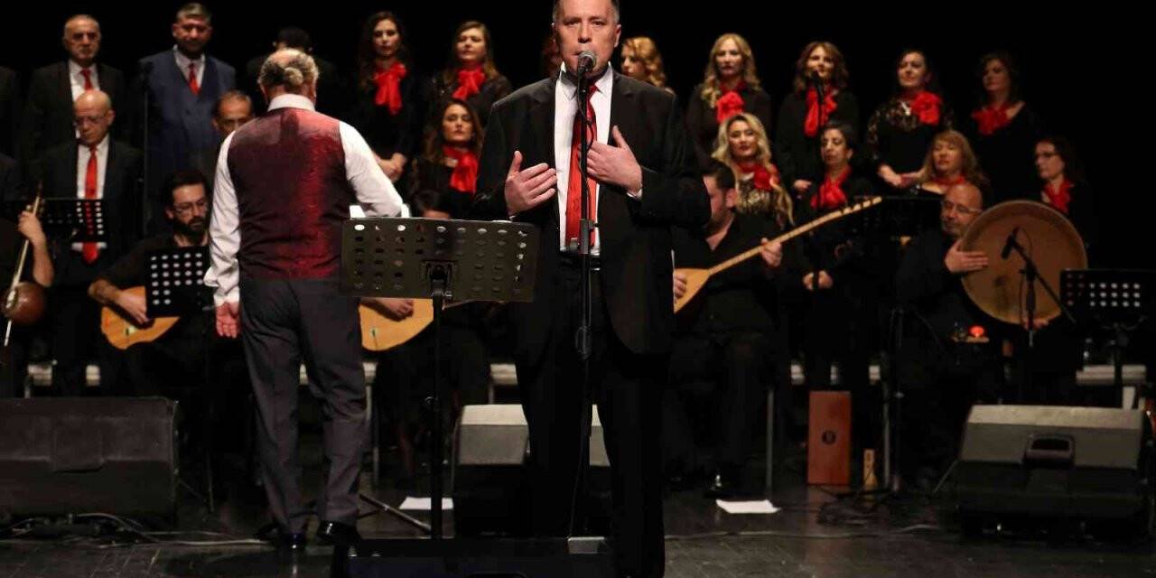 Nilüfer THM Korosu sevenleriyle kavuştu