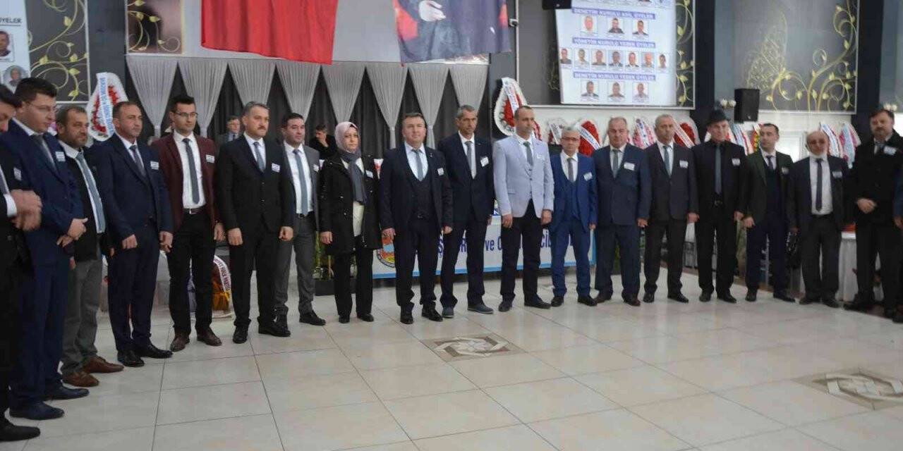 Biga’da Başkan Tanur güven tazeledi