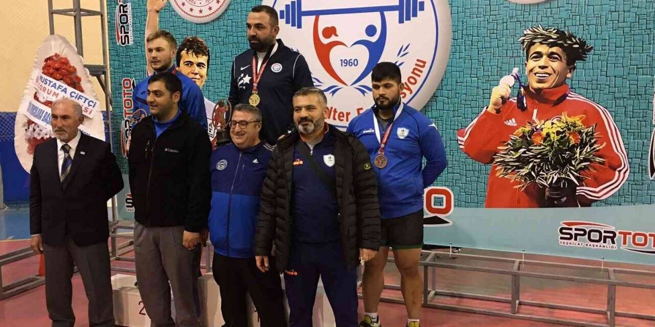 Pamukkaleli halterci Türkiye 3. oldu