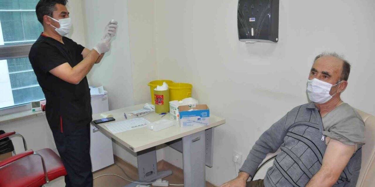 Karaman’da, TURKOVAC aşısına büyük ilgi