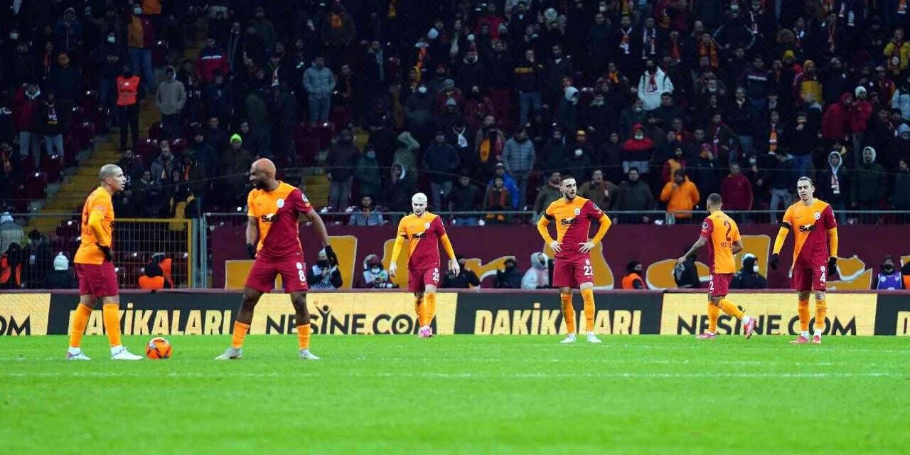 Süper Lig’de bir ilk yaşanıyor, 3 büyükler zirvenin uzağında kaldı