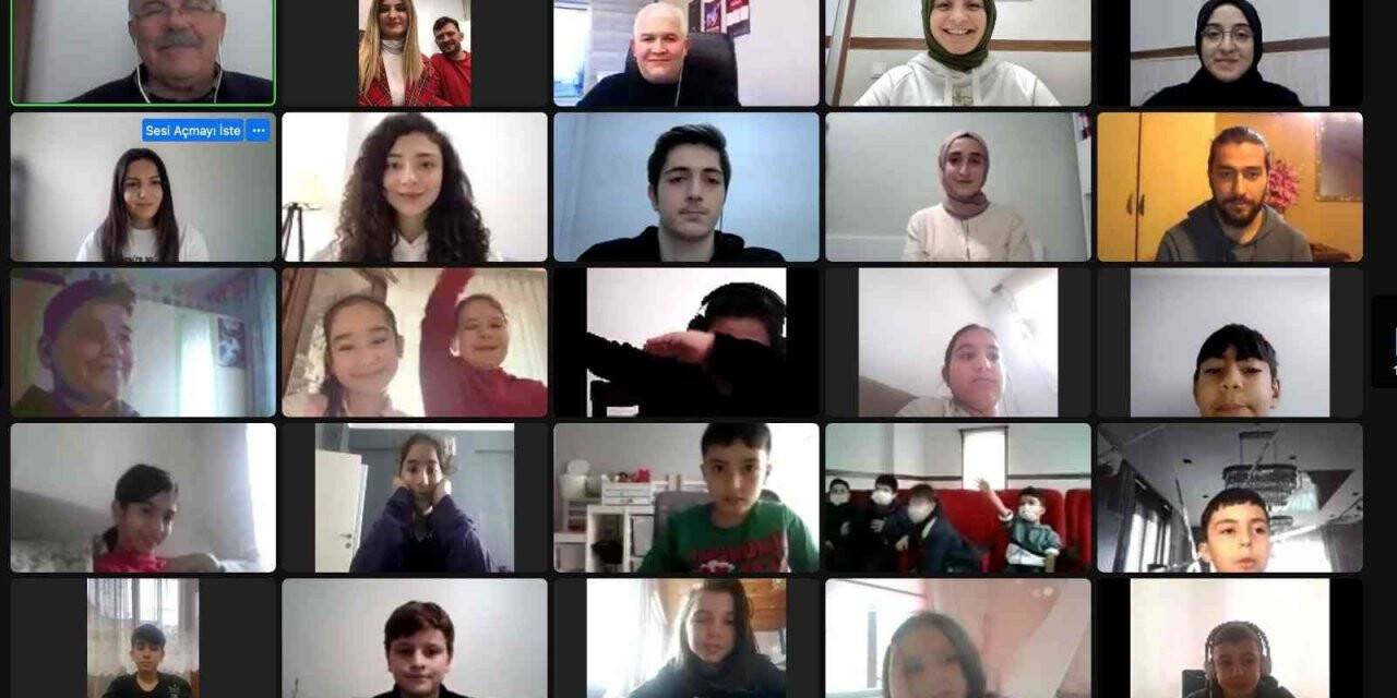 Başiskele Çocuk Üniversitesi öğrencileri, siber güvenlik seminerine katıldı