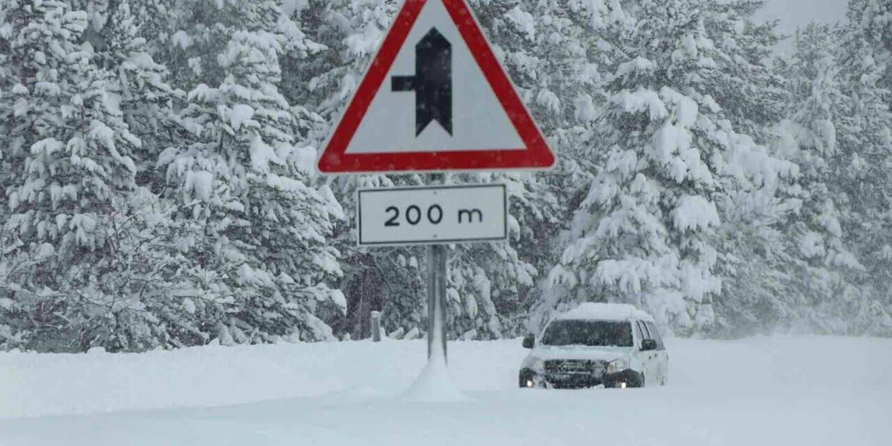 Meteoroloji’de Batı Karadeniz’e yoğun kar yağışı uyarısı