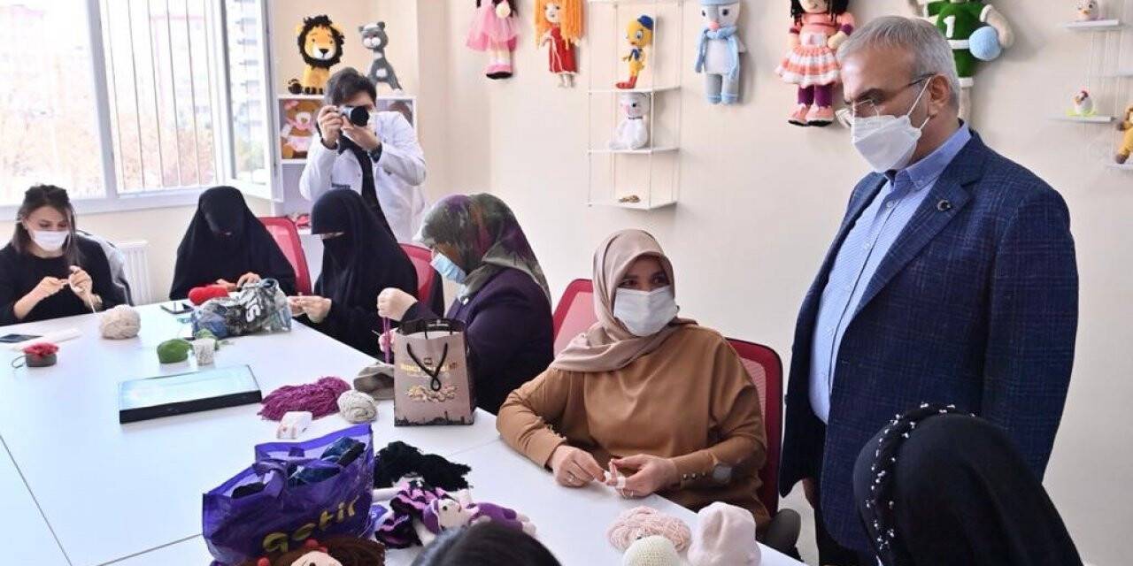 Vali Karaloğlu, “DİSMEK’i bir halk üniversitesi olarak planlıyoruz”