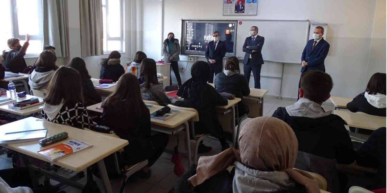 Havran’da yeni eğitim öğretim dönemi başladı