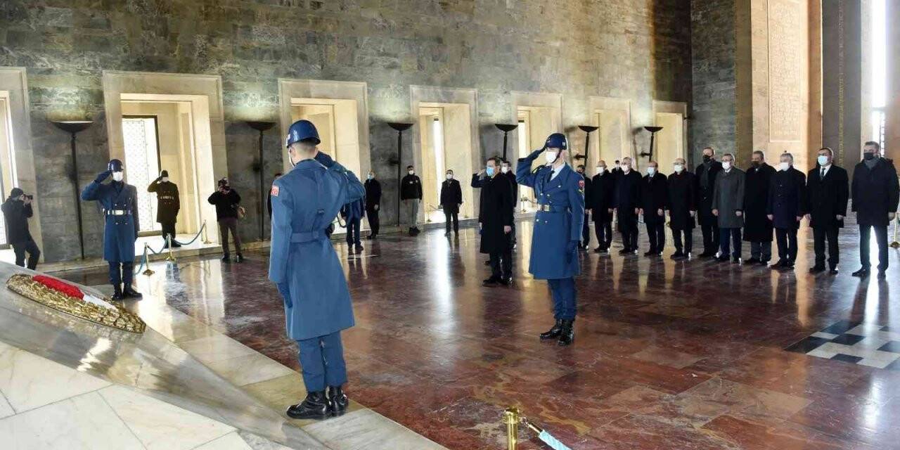 TOBB 70. yaşı için Ata’nın huzurunda