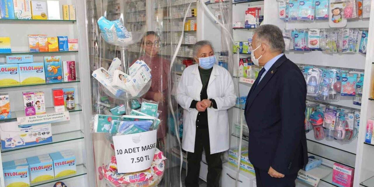 Büyükkılıç’tan aile sağlığı merkezine ve eczanelere ziyaret