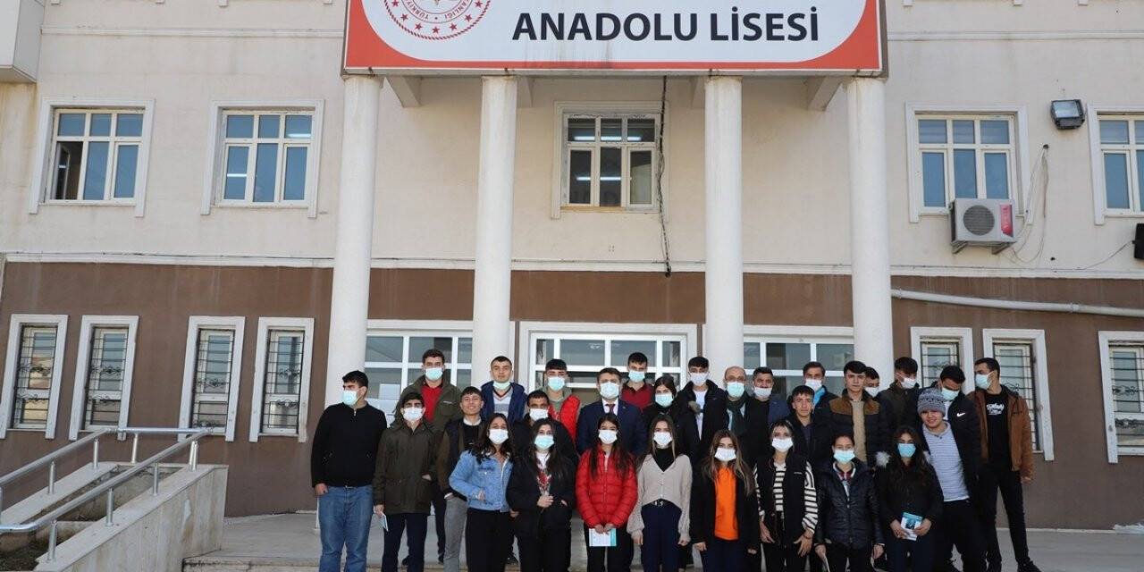 Yarıyıl tatili bitti, Kaymakam Tunç, öğrencilerle bir araya geldi