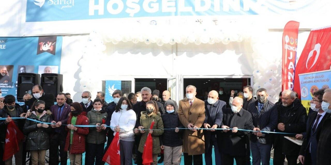 Erzincan’da kitap fuarı açıldı