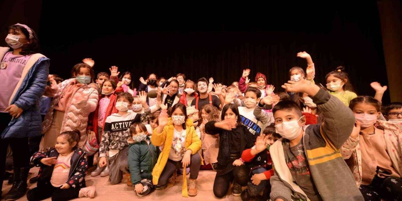 Altıeylül’de çocuklar çok mutlu