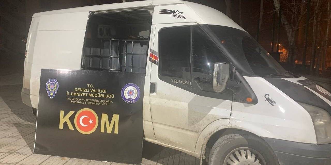 Aracıyla 3 bin litre kaçak akaryakıt taşıyan şüpheli yakalandı