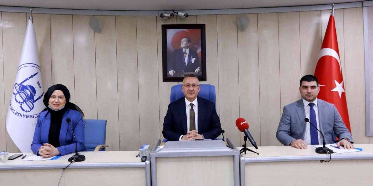 Başkan Işıksu: “Şehrin kalbi Adapazarı büyümeye ve gelişmeye devam edecek”