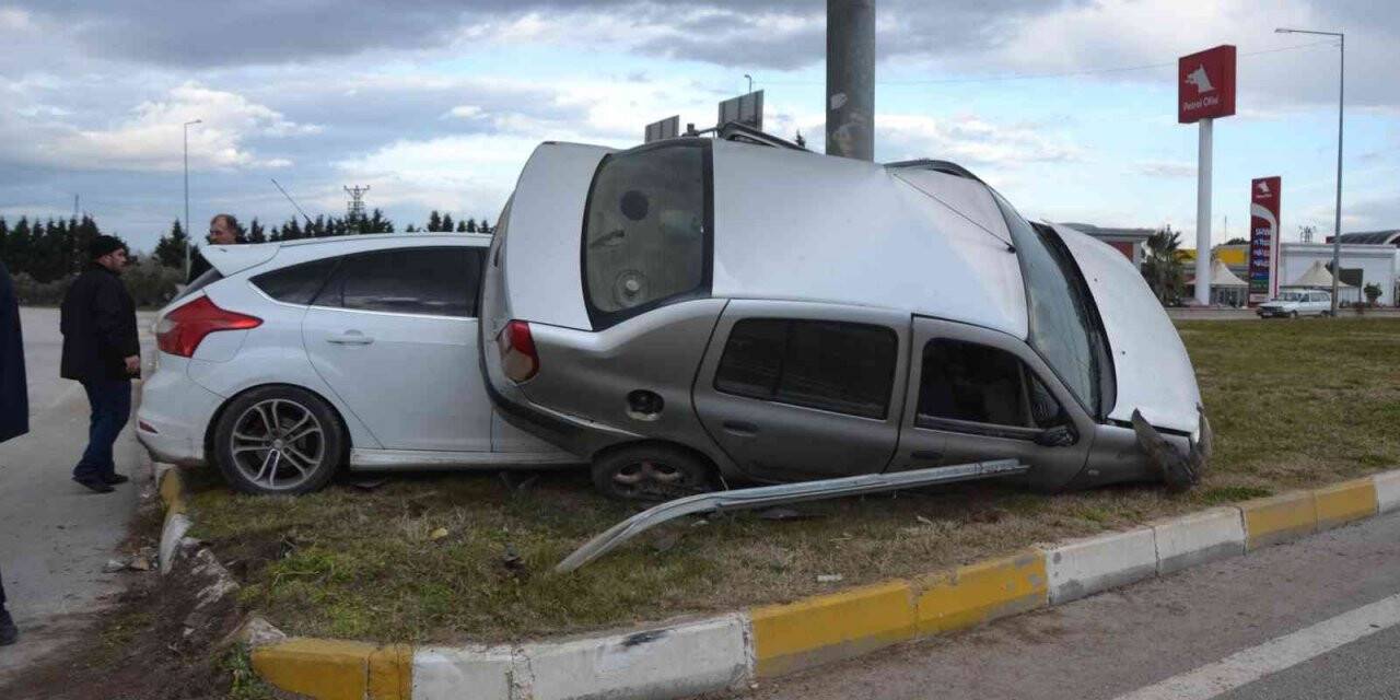Çanakkale’de trafik kazası: 1 ölü, 1 yaralı