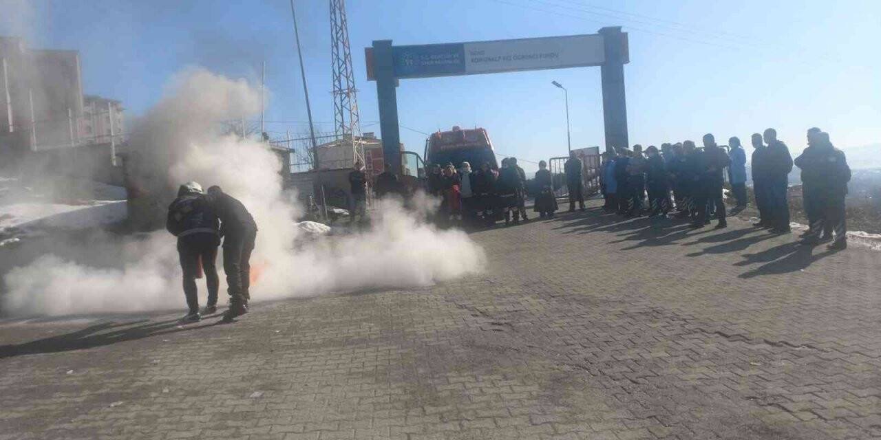 Yurt personeline yangın eğitimi