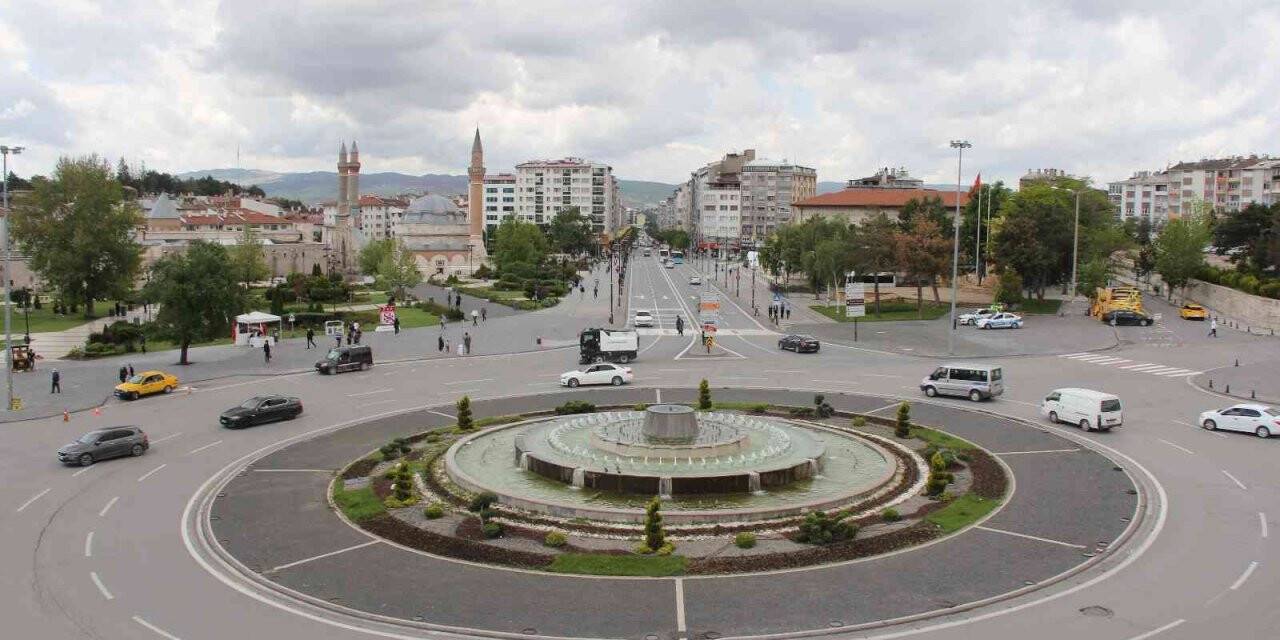 Sivas’ta protestolu senet sayısı düştü