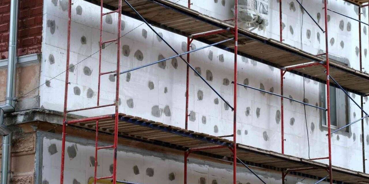 Enerji kaybına yalıtım önlemi