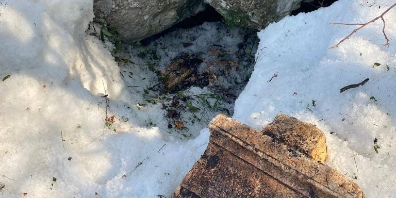 Jandarma, Roma Dönemi’ne ait 3 mezar taşı ele geçirdi