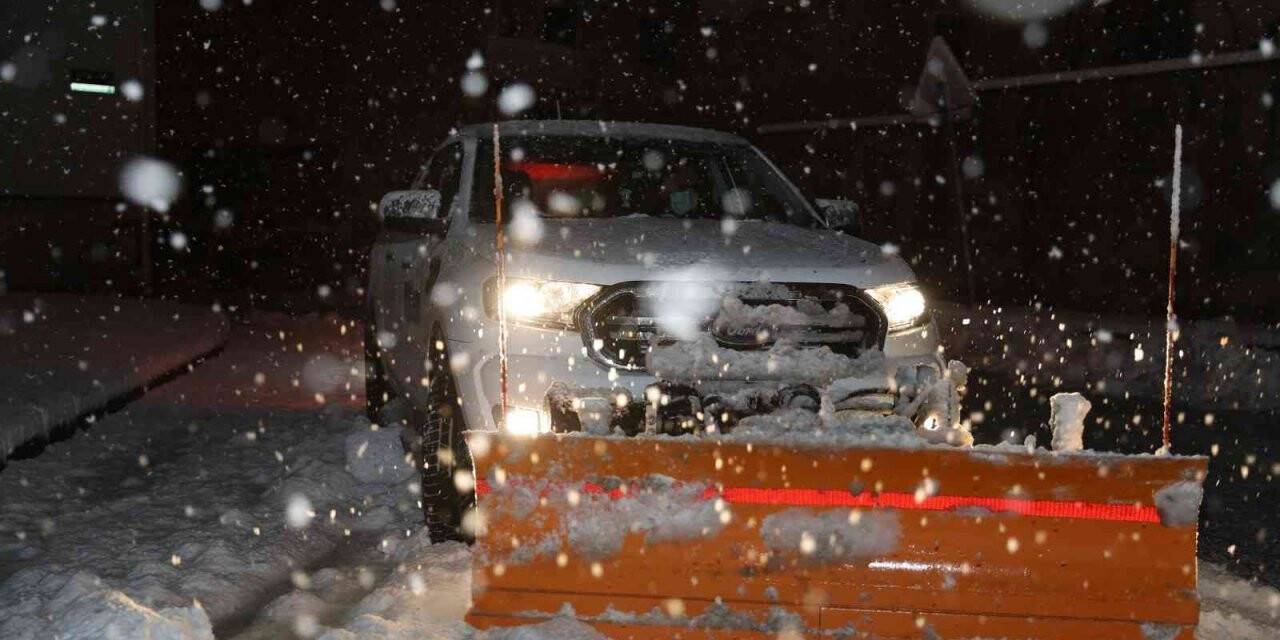 Mustafa Palancıoğlu: “4X4 arazi araçları ile dört dörtlük hizmet”