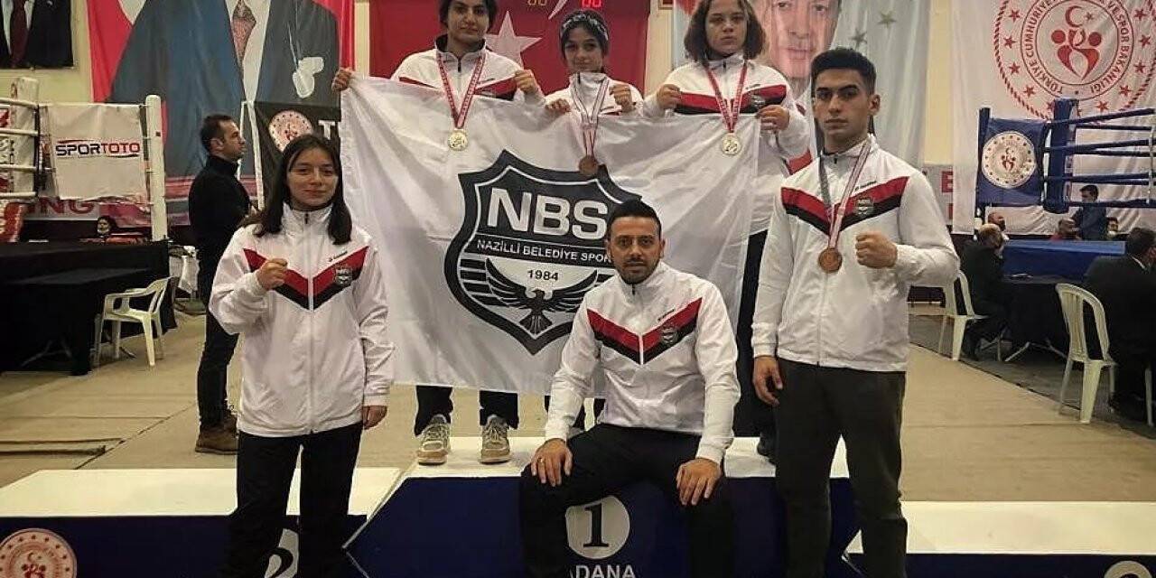 Aydınlı sporcular madalyaları topladı