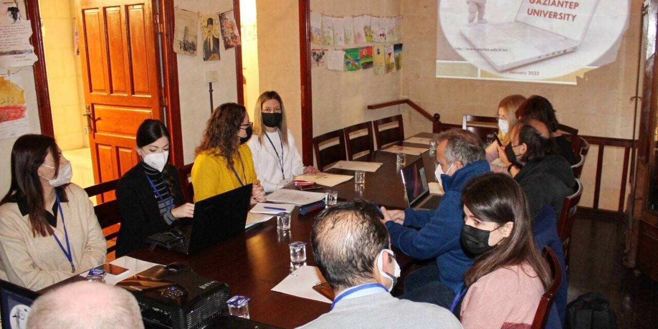 GAÜN’de eğitimde teknoloji kullanımını yaygınlaştıracak proje