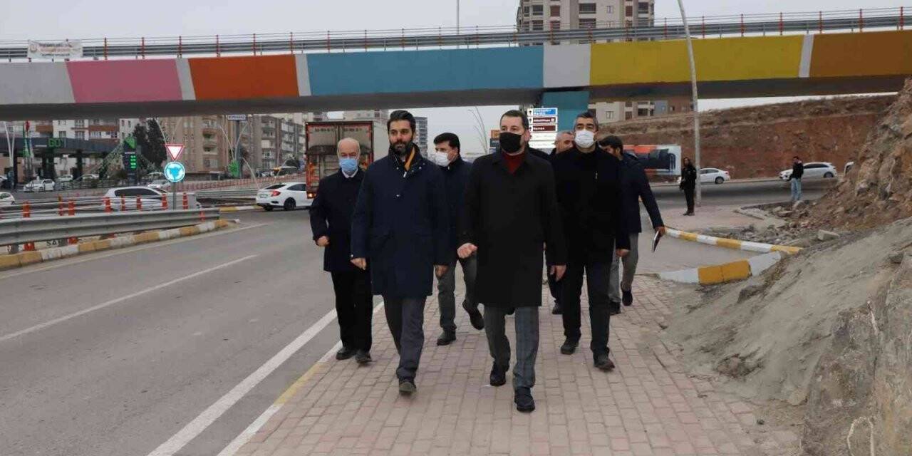 Baydilli mesaiye sokaklarda başladı