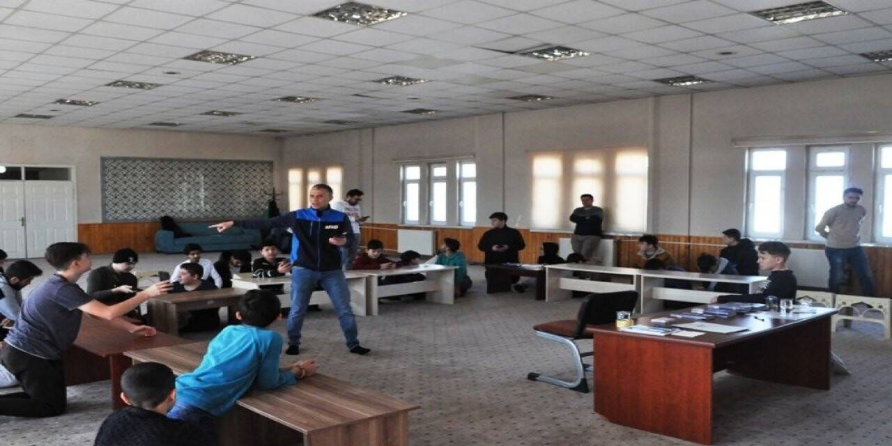 Kütahya’da öğrencilere Afet Farkındalık Eğitimi