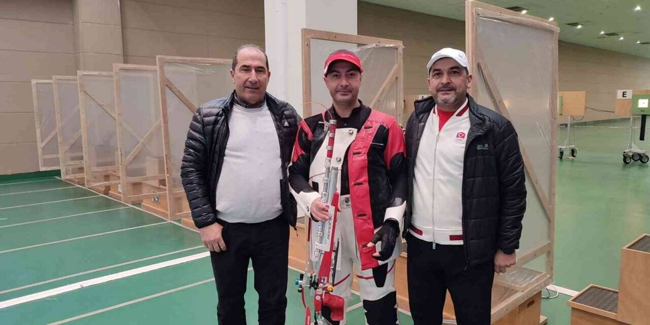 Ömer Akgün’den şampiyonluklara ambargo