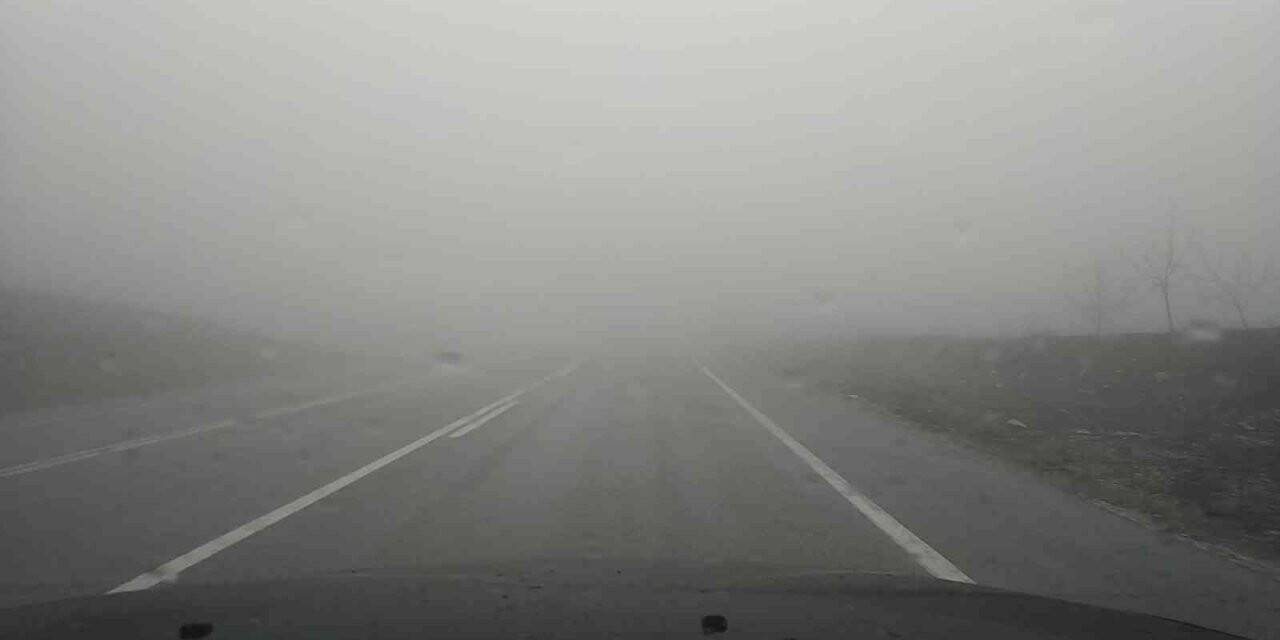 Bursa’da sis ve sağanak etkili oluyor