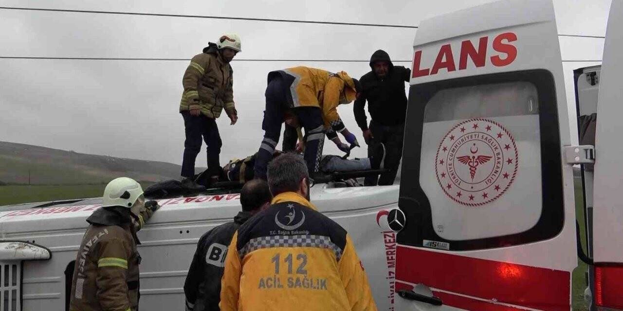 Arnavutköy’de kazada can pazarı: 2 yaralı