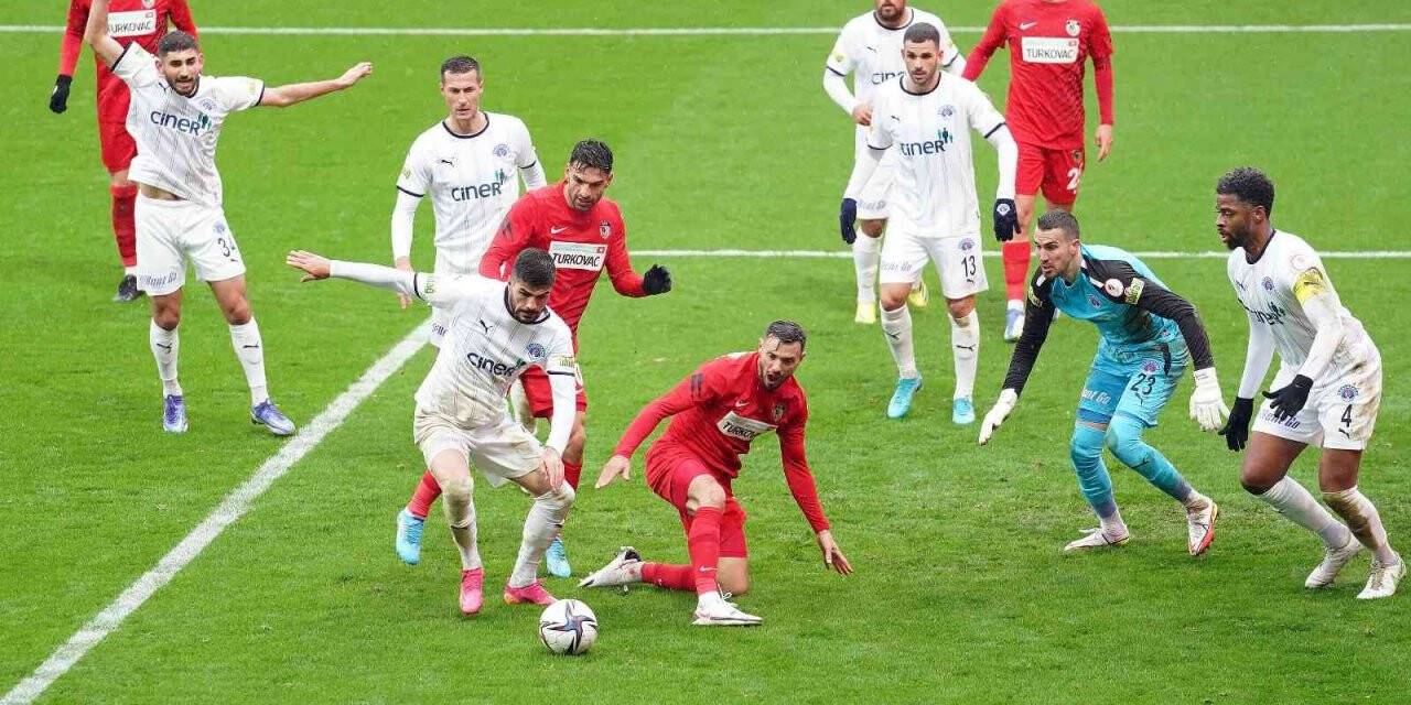 Ziraat Türkiye Kupası: Kasımpaşa: 1 - Gaziantep FK: 1 (İlk yarı)
