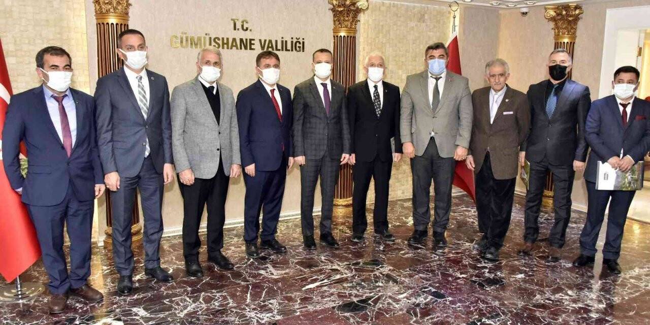 Gümüşhane’de eğitime destek veren başkanlara teşekkür belgesi